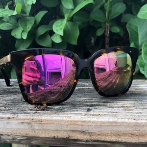 Diff Bella Sunglasses